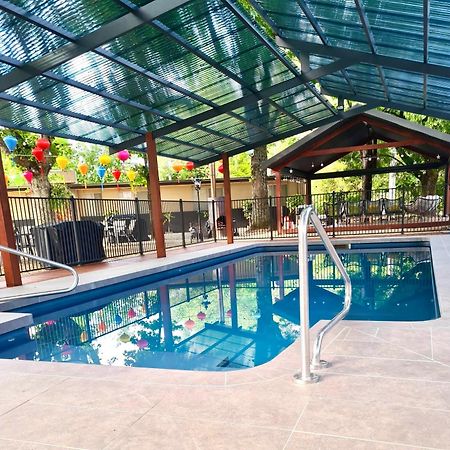 Adina Lodge Holiday Apartments Bright Bagian luar foto