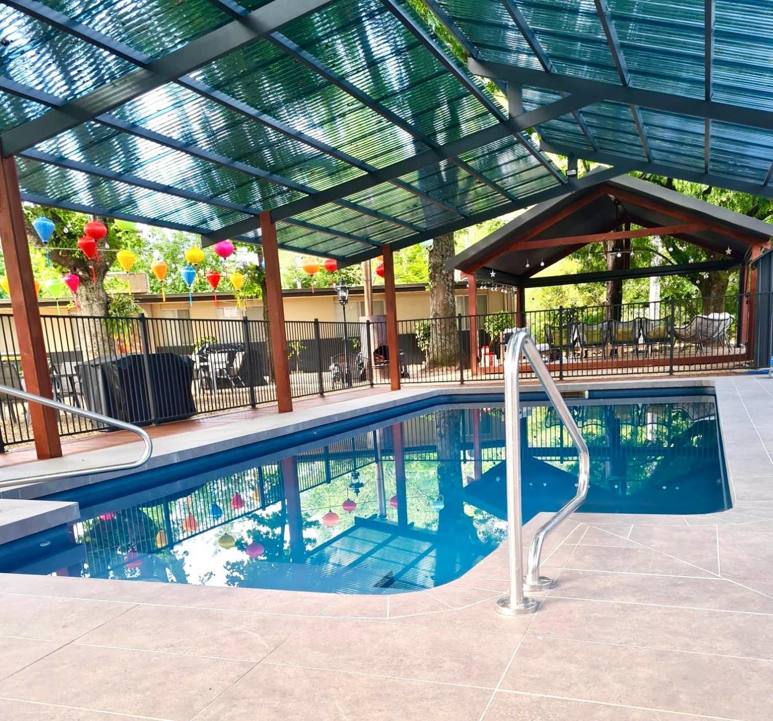 Adina Lodge Holiday Apartments Bright Bagian luar foto